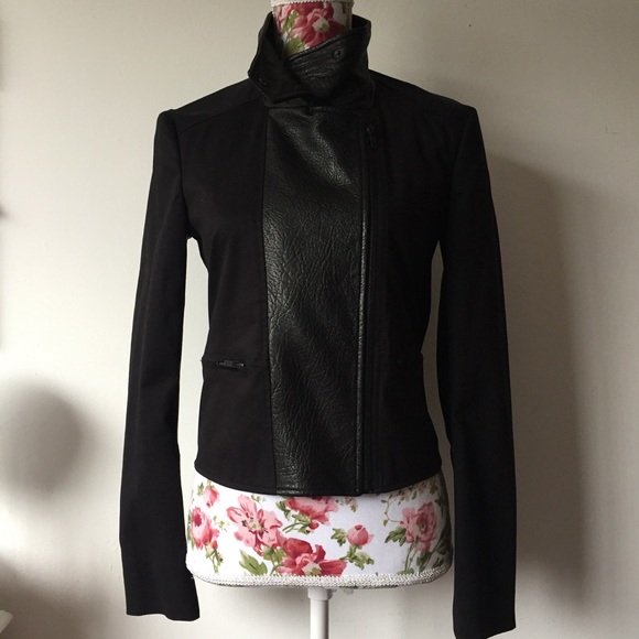 Theory Jackets & Blazers - NWOT Theory Leather Trim Cotton Black Fitted Coat